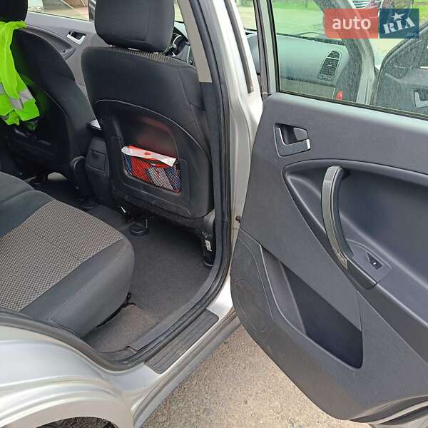 Внедорожник / Кроссовер Geely Emgrand X7 2014 в Чернигове