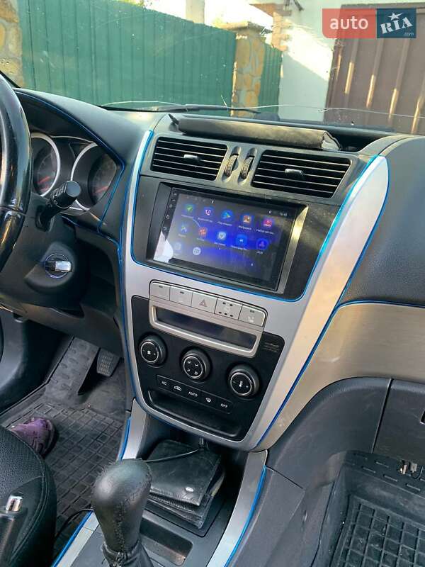 Внедорожник / Кроссовер Geely Emgrand X7 2014 в Белогорье