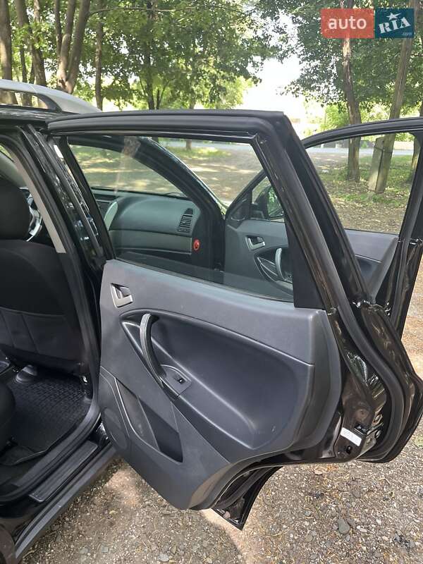 Внедорожник / Кроссовер Geely Emgrand X7 2014 в Хотине