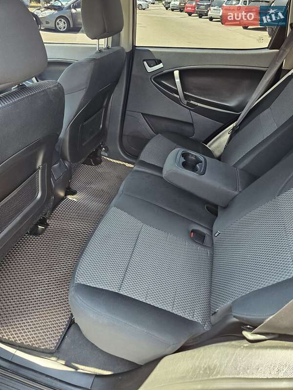 Внедорожник / Кроссовер Geely Emgrand X7 2014 в Днепре