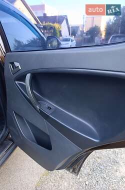 Позашляховик / Кросовер Geely Emgrand X7 2015 в 