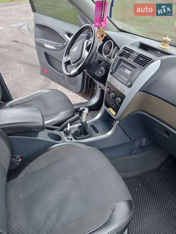 Позашляховик / Кросовер Geely Emgrand X7 2014 в Дніпрі