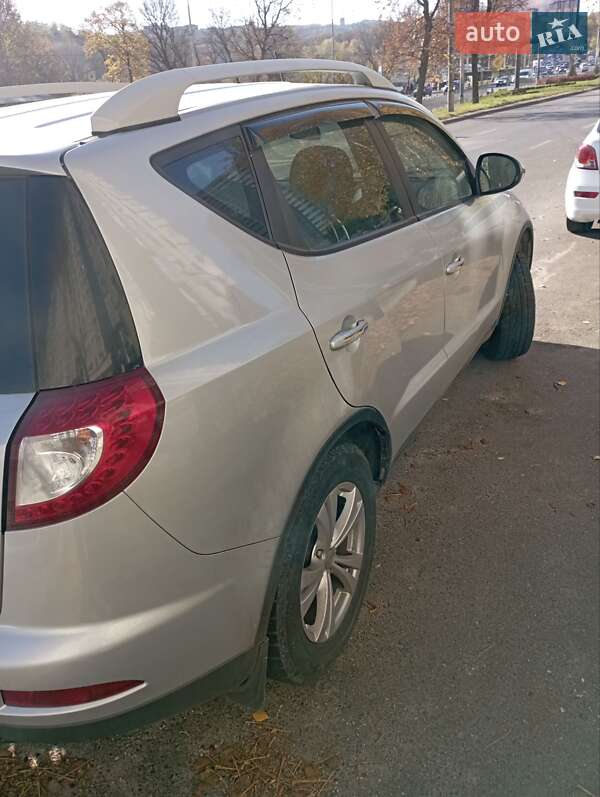 Внедорожник / Кроссовер Geely Emgrand X7 2014 в Киеве