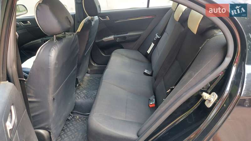 Внедорожник / Кроссовер Geely Emgrand 2013 в Харькове