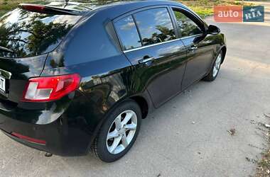 Хетчбек Geely Emgrand 2013 в 