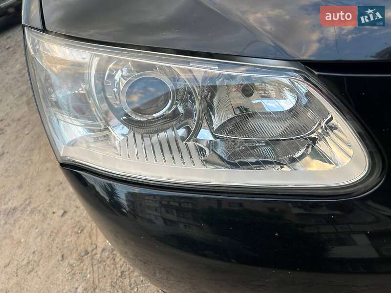 Хэтчбек Geely Emgrand 2013 в Каневе