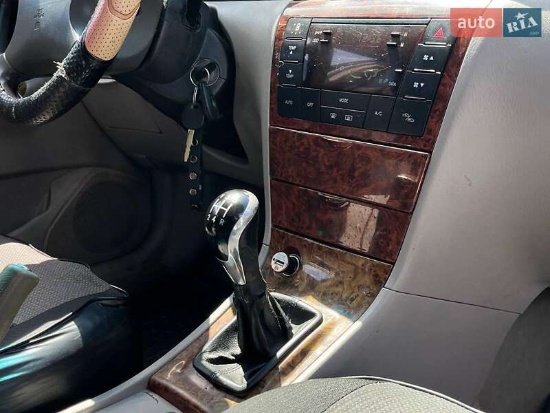 Седан Geely FC 2008 в Львове