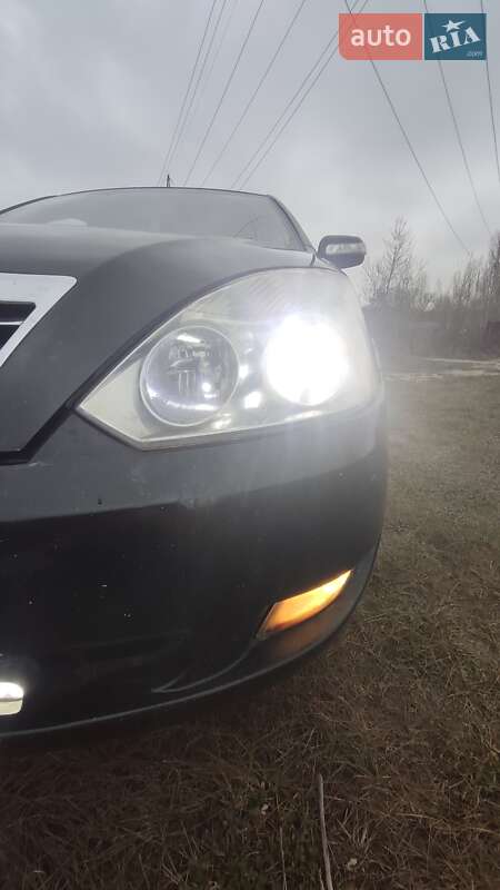 Седан Geely FC 2008 в Каневі