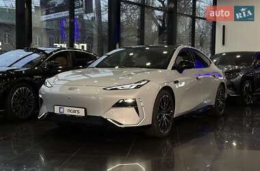 Седан Geely Galaxy E8 2024 в 