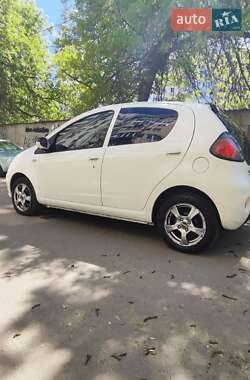 Хэтчбек Geely GC2 2014 в 