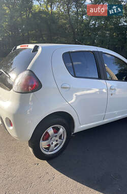 Хэтчбек Geely GC2 2013 в 