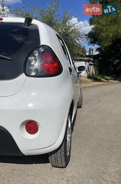 Хэтчбек Geely GC2 2013 в 