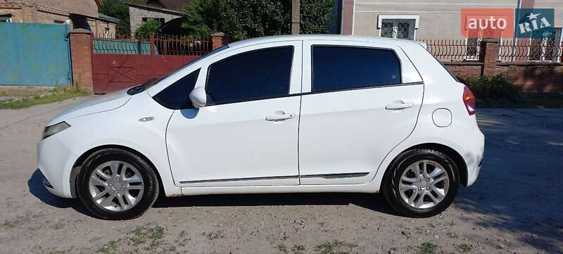 Хэтчбек Geely GC5 2015 в Киеве