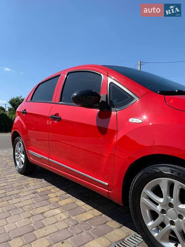 Хэтчбек Geely GC5 2014 в Днепре