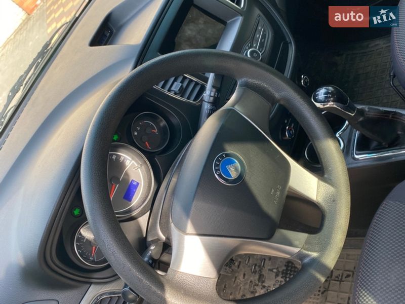 Хэтчбек Geely GC5 2014 в Запорожье