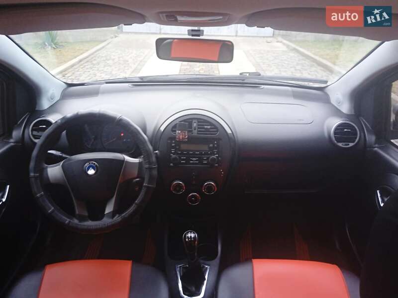 Хэтчбек Geely GХ2 2013 в Косове фото 15 Хэтчбек Geely GХ2 2013 в Косове