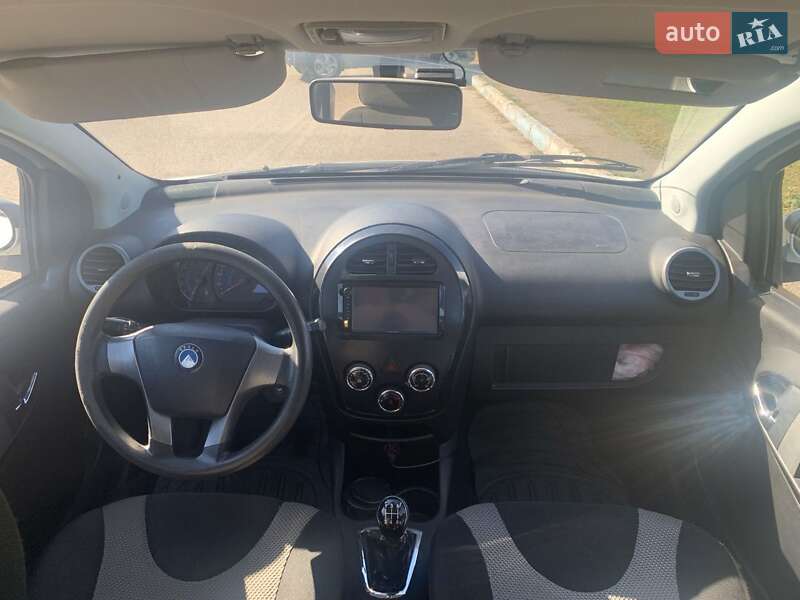 Хэтчбек Geely GХ2 2014 в Визирке фото 6 Хэтчбек Geely GХ2 2014 в Визирке