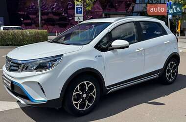 Позашляховик / Кросовер Geely Kandi EX3 2018 в 