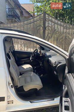 Хэтчбек Geely LC 2013 в 