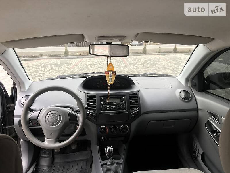 Седан Geely MK-2 2011 в Мукачевому