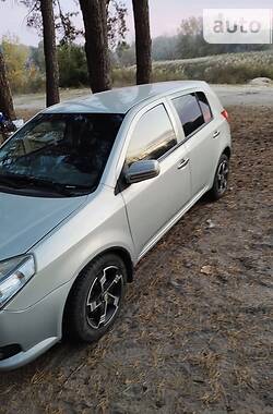 Хэтчбек Geely MK-2 2011 в 