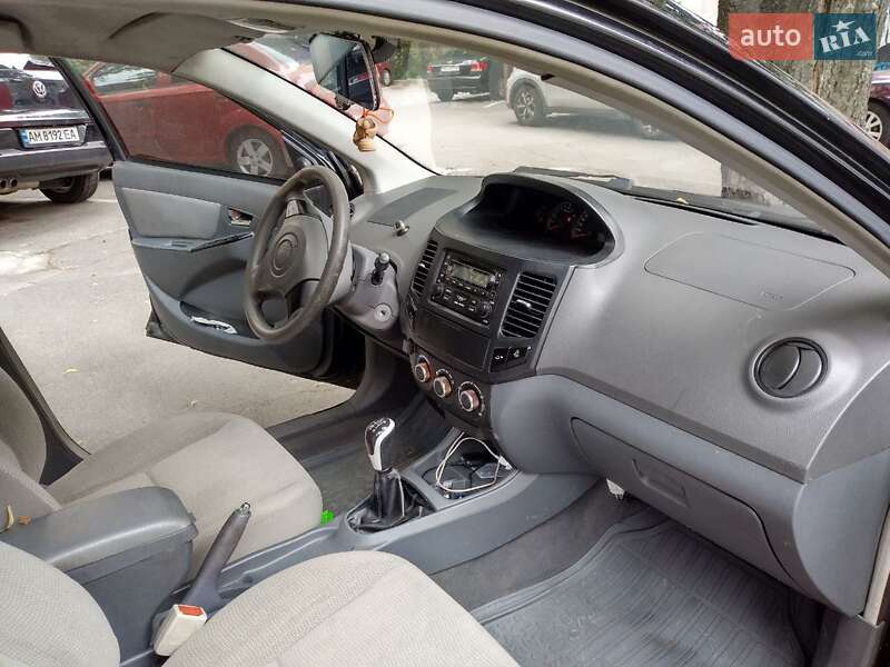 Geely MK-2 2011 Geely MK-2 2011