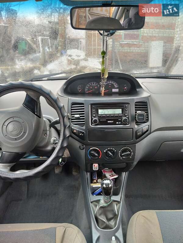 Хэтчбек Geely MK-2 2010 в Харькове фото 3 Хэтчбек Geely MK-2 2010 в Харькове