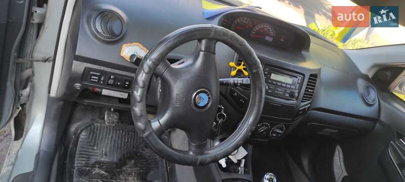 Хетчбек Geely MK-2 2011 в Кам'янець-Подільському