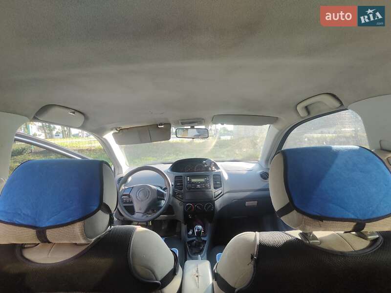 Седан Geely MK-2 2011 в Бучі