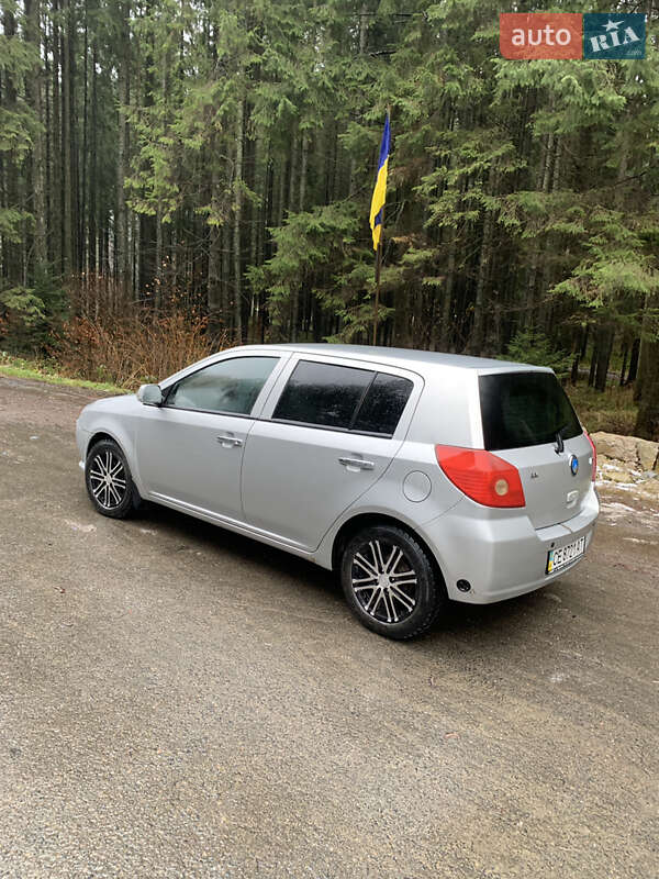 Хэтчбек Geely MK-2 2010 в Черновцах