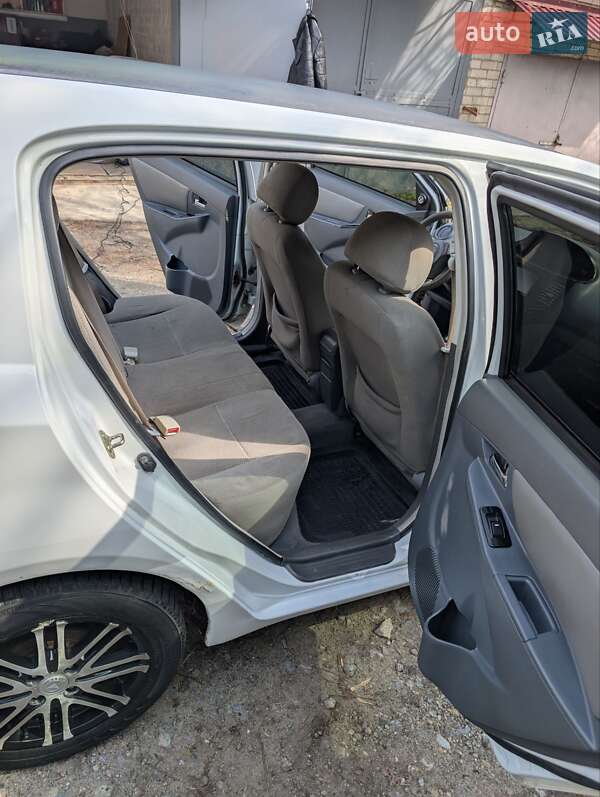 Хэтчбек Geely MK-2 2010 в Днепре фото 23 Хэтчбек Geely MK-2 2010 в Днепре