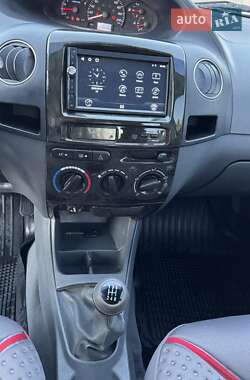 Седан Geely MK-2 2011 в 