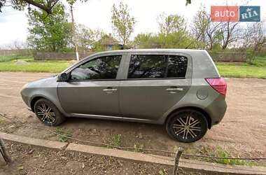 Хэтчбек Geely MK-2 2011 в 