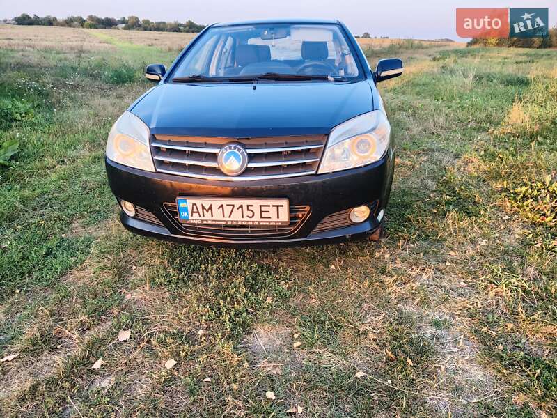 Geely MK-2 2013