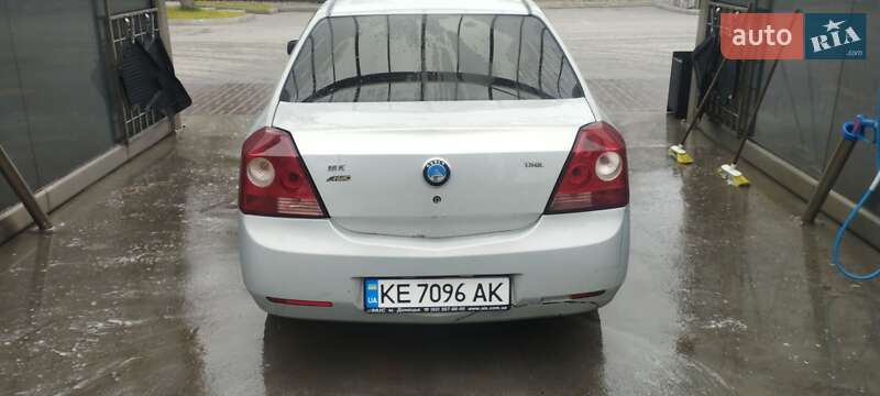 Седан Geely MK-2 2011 в Дніпрі