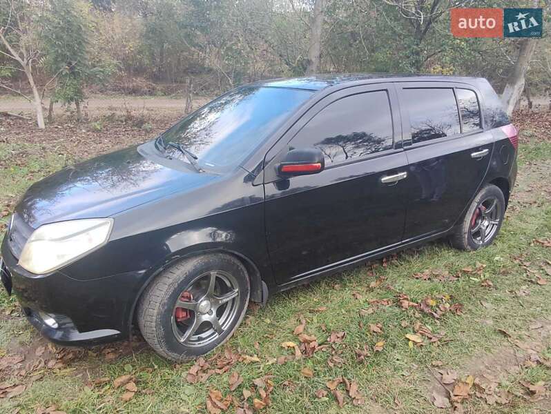 Хэтчбек Geely MK-2 2011 в Баре фото 9 Хэтчбек Geely MK-2 2011 в Баре