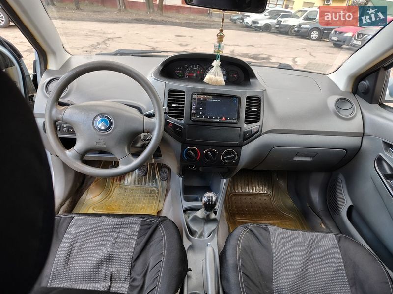 Хэтчбек Geely MK-2 2009 в Чернигове