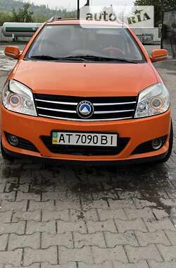 Хэтчбек Geely MK Cross 2013 в Яремче