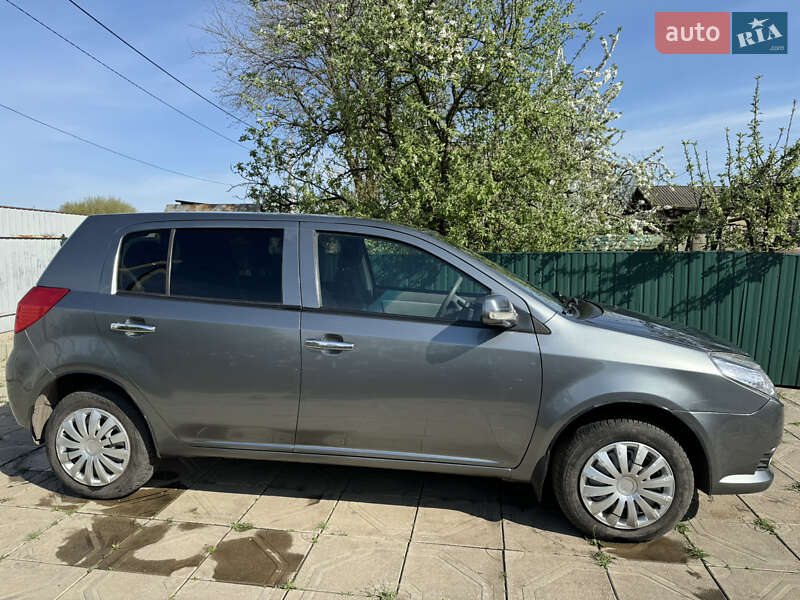 Хэтчбек Geely MK Cross 2010 в Першотравенске фото 2 Хэтчбек Geely MK Cross 2010 в Першотравенске