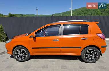 Хетчбек Geely MK Cross 2013 в Долині