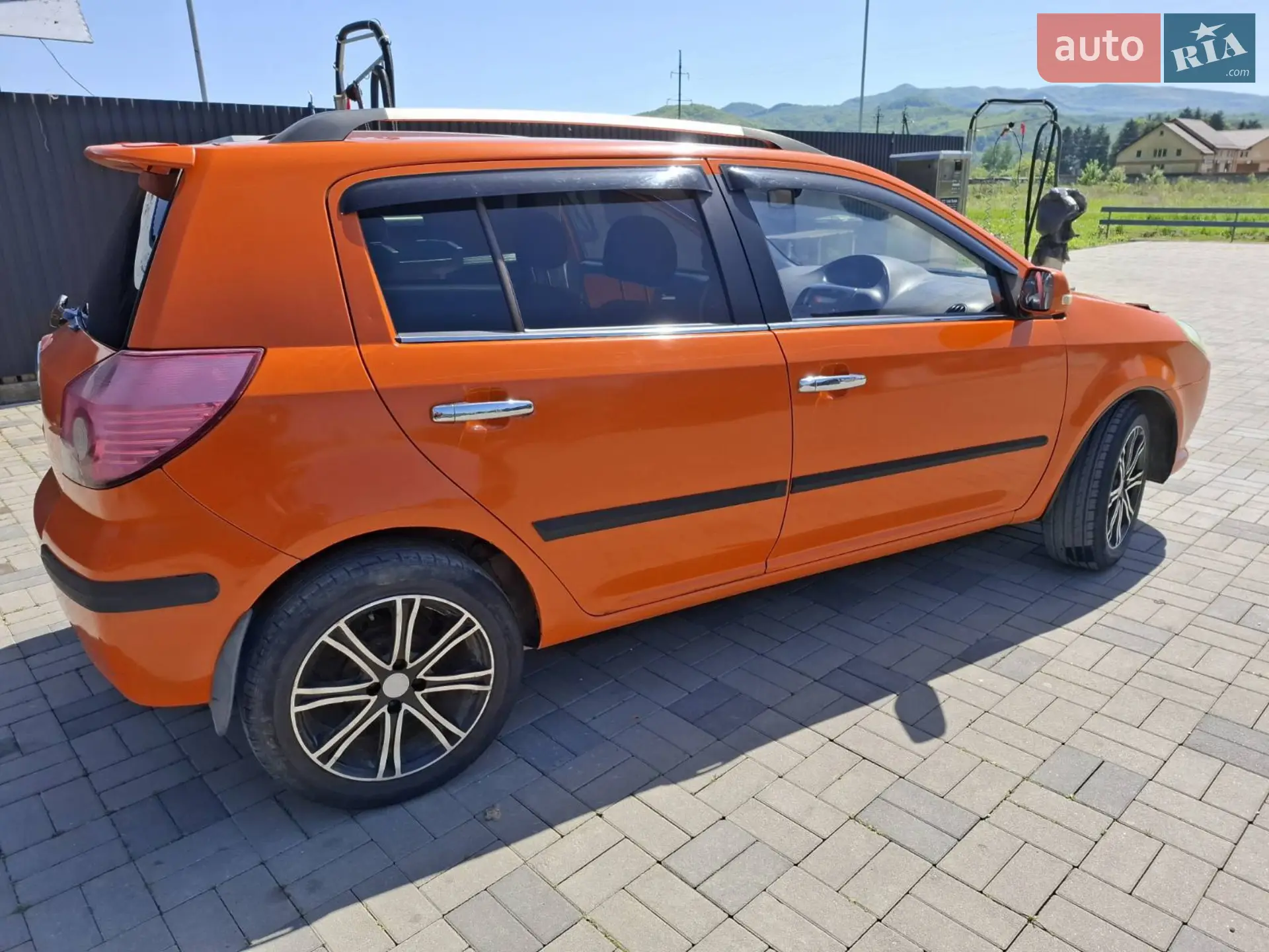 2013 Geely MK Cross - мініатюра 5