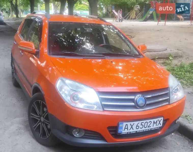 Geely MK Cross 2013