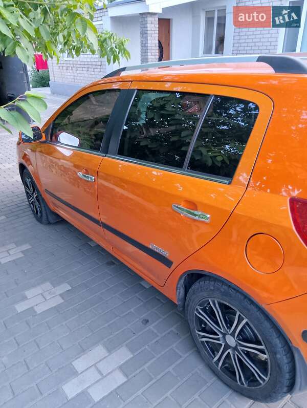 Хэтчбек Geely MK Cross 2013 в Новоархангельске