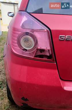 Хетчбек Geely MK Cross 2012 в 