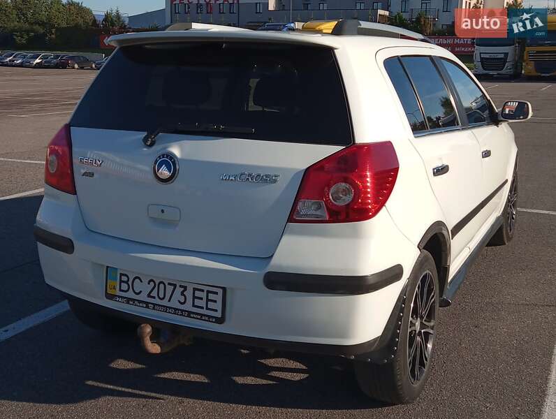 Хэтчбек Geely MK Cross 2013 в 