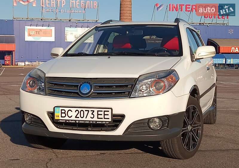 Хетчбек Geely MK Cross 2013 в Львові фото 2 Хетчбек Geely MK Cross 2013 в Львові