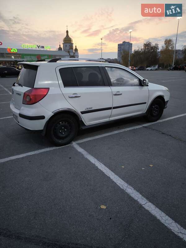 Хэтчбек Geely MK Cross 2012 в Запорожье