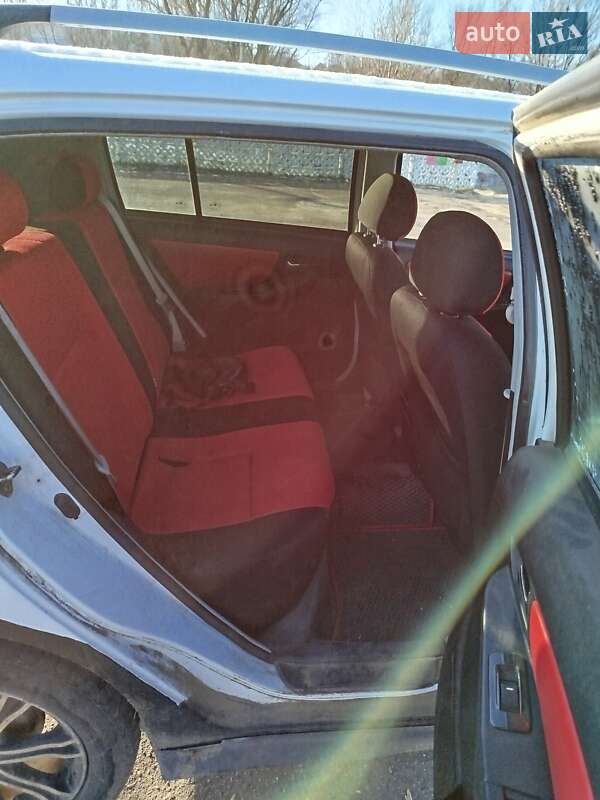 Хэтчбек Geely MK Cross 2013 в Балте фото 6 Хэтчбек Geely MK Cross 2013 в Балте