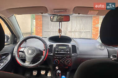 Хэтчбек Geely MK Cross 2013 в 