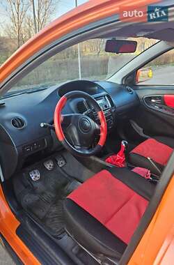 Хэтчбек Geely MK Cross 2012 в 